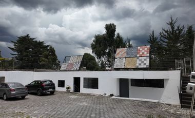 Propiedad comercial en venta en Quito de 750 m² sobre la Autopista Rumiñahui, parqueadero para 20 vehículos – Puente 9 Valle de Los Chillos