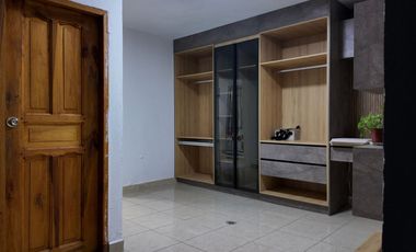 Propiedad comercial en venta en Quito de 750 m² sobre la Autopista Rumiñahui, parqueadero para 20 vehículos – Puente 9 Valle de Los Chillos