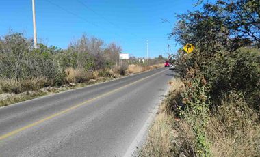 8700 M2 DE TERRENO SOBRE CARRETERA EN ACCESO A TECALI PUEBLA.
