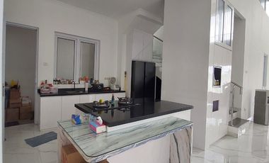 RUMAH CANTIK HOOK VIEW DANAU LINGKUNGAN NYAMAN SIAP HUNI DI TATAR LOKACITRA KOTA BARU PARAHYANGAN KBP BANDUNG