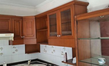 RUMAH IMPIAN 2 LANTAI LINGKUNGAN NYAMAN SIAP HUNI DI MAINROAD SARIJADI BANDUNG