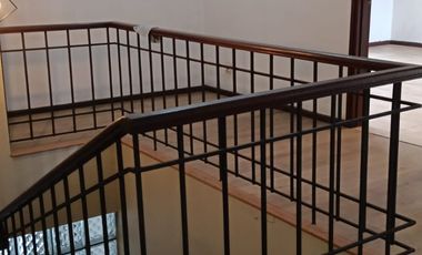 RUMAH IMPIAN 3 LANTAI MINIMALIS MODERN TERAWAT SIAP HUNI DI SETRADUTA BANDUNG