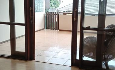 RUMAH IMPIAN 3 LANTAI MINIMALIS MODERN TERAWAT SIAP HUNI DI SETRADUTA BANDUNG