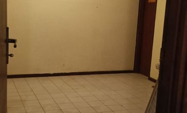RUMAH IMPIAN 3 LANTAI MINIMALIS MODERN TERAWAT SIAP HUNI DI SETRADUTA BANDUNG
