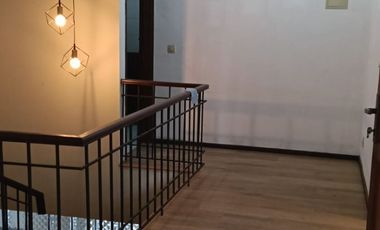 RUMAH IMPIAN 3 LANTAI MINIMALIS MODERN TERAWAT SIAP HUNI DI SETRADUTA BANDUNG
