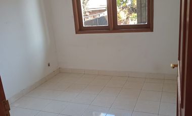 RUMAH BERSIH NYAMAN TERAWAT 2 LANTAI SIAP HUNI DI PONDOK HIJAU BANDUNG