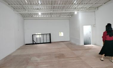 RUKO 2 LANTAI LUAS STRATEGIS LOKASI RAMAI SIAP PAKAI DI MAINROAD SOEKARNO HATTA BANDUNG