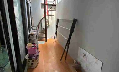 Dj sewakan Rumah Semi furnished Di Margahayu Bandung