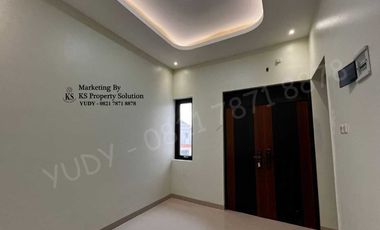 Dijual Townhouse Baru Mewah di Taman Kenten. Kota Palembang, Type Standard, Di Jalan Taman Kenten, dekat dengan Lapangan Golf.