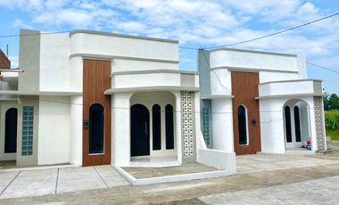 Modern Tropis di Bawah 300 Juta, 4 Menit dari Jl Utama Jogja Solo