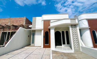 Modern Tropis di Bawah 300 Juta, 4 Menit dari Jl Utama Jogja Solo