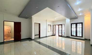 JARANG ADA RUKO YANG NEMPEL ECO PARK TEBET !!!