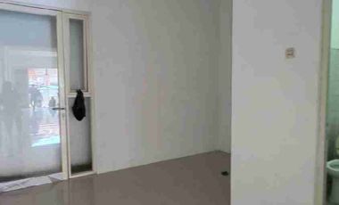 Ruko di Rungkut, Surabaya - Dekat MERR, Bandara Juanda dan Akses Tol.