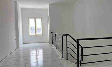 Ruko di Rungkut, Surabaya - Dekat MERR, Bandara Juanda dan Akses Tol.