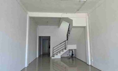 Ruko di Rungkut, Surabaya - Dekat MERR, Bandara Juanda dan Akses Tol.