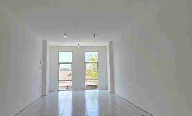 Ruko di Rungkut, Surabaya - Dekat MERR, Bandara Juanda dan Akses Tol.