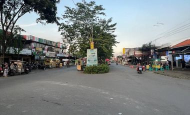 Dijual Bangunan Komersial di Driyorejo Gresik Siap Pakai