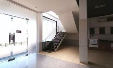 Dijual Bangunan 3 Lantai di Pondok Jati Dekat Exit Toll Sidoarjo Harga Nego