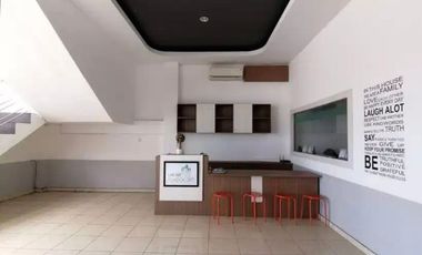 Dijual Bangunan 3 Lantai di Pondok Jati Dekat Exit Toll Sidoarjo Harga Nego