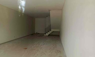 Ruko 3 lt north bent  siap pakai  metland cyber puri tangerang