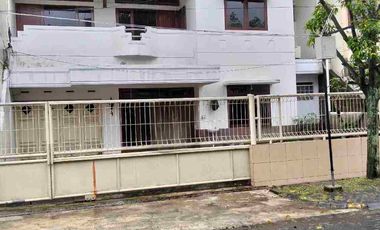 Disewakan, Batununggal Indah Estate, cocok untuk usaha, kantor dan keluarga besar