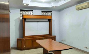 Disewakan, Batununggal Indah Estate, cocok untuk usaha, kantor dan keluarga besar