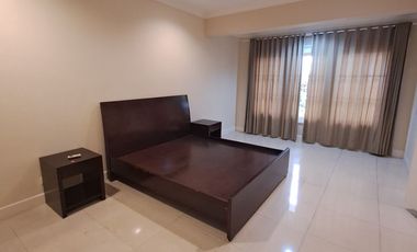 FOR SALE – SPACIOUS & GREEN HOUSE