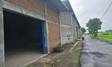 Gudang Strategis Siap Huni