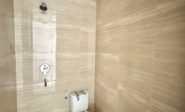 Dijual Rumah Minimalis Kondisi Terawat Ada Halaman Belakang  Siap Huni Lokasi Asri  Fasilitas Perumahan Lengkap Keamanan 24 Jam Dekat Kampus di The Oz