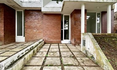 Dijual Rumah Minimalis Kondisi Terawat Ada Halaman Belakang  Siap Huni Lokasi Asri  Fasilitas Perumahan Lengkap Keamanan 24 Jam Dekat Kampus di The Oz