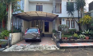 Rumah Di Komplek Duta Prima Kota Cimahi