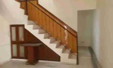 TURUN BANTING HARGA, RUMAH 2LANTAI MURAH SEKALI AKSES MBL CONDET SHM