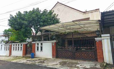 Rumah Lama Hoek 2 Lantai Strategis Di Jl Kebon Anggrek Cipete Selatan Jakarta Selatan