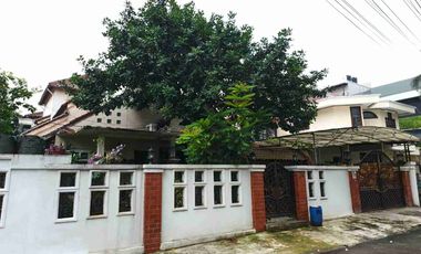 Rumah Lama Hoek 2 Lantai Strategis Di Jl Kebon Anggrek Cipete Selatan Jakarta Selatan