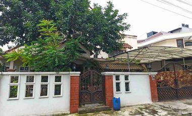 Rumah Lama Hoek 2 Lantai Strategis Di Jl Kebon Anggrek Cipete Selatan Jakarta Selatan