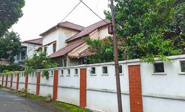 Rumah Lama Hoek 2 Lantai Strategis Di Jl Kebon Anggrek Cipete Selatan Jakarta Selatan
