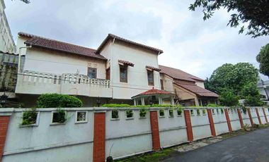 Rumah Lama Hoek 2 Lantai Strategis Di Jl Kebon Anggrek Cipete Selatan Jakarta Selatan