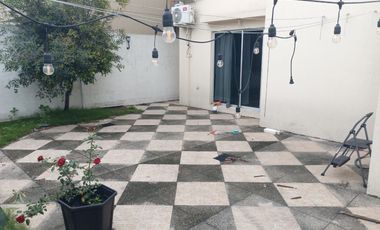 Casa de alquiler amoblada en la Urbanización Belo Horizonte, Vía a la Costa