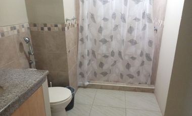 Casa de alquiler amoblada en la Urbanización Belo Horizonte, Vía a la Costa