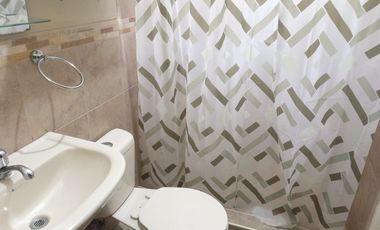 Casa de alquiler amoblada en la Urbanización Belo Horizonte, Vía a la Costa