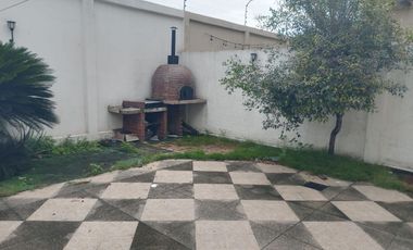 Casa de alquiler amoblada en la Urbanización Belo Horizonte, Vía a la Costa