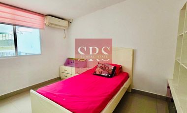 VENTA DE CASA REMODELADA 3 DORMITORIOS