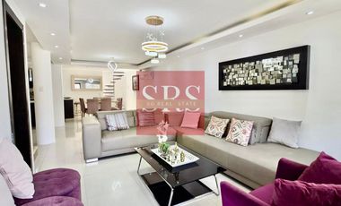 VENTA DE CASA REMODELADA 3 DORMITORIOS