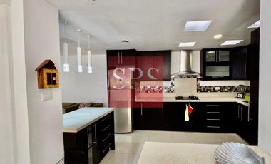 VENTA DE CASA REMODELADA 3 DORMITORIOS