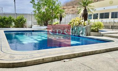 VENTA DE CASA REMODELADA 3 DORMITORIOS