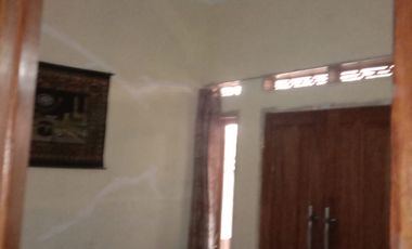 Dijual Rumah di Leuwigajah CImahi, Bagus dan Strategis SHM 2,5 Lantai