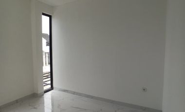 Rumah 2 lantai Siap Huni, Dekat Rumah Sakit Bhayangkara Makassar