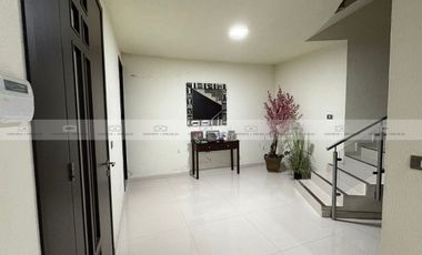Casa en Venta de gran formato, zona Centro- Norte de Xalapa