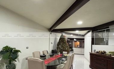 Casa en Venta de gran formato, zona Centro- Norte de Xalapa