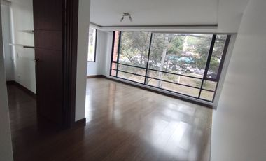 SE RENTA SUITE EN EL CORAZÓN DE LA AV. ELOY ALFARO